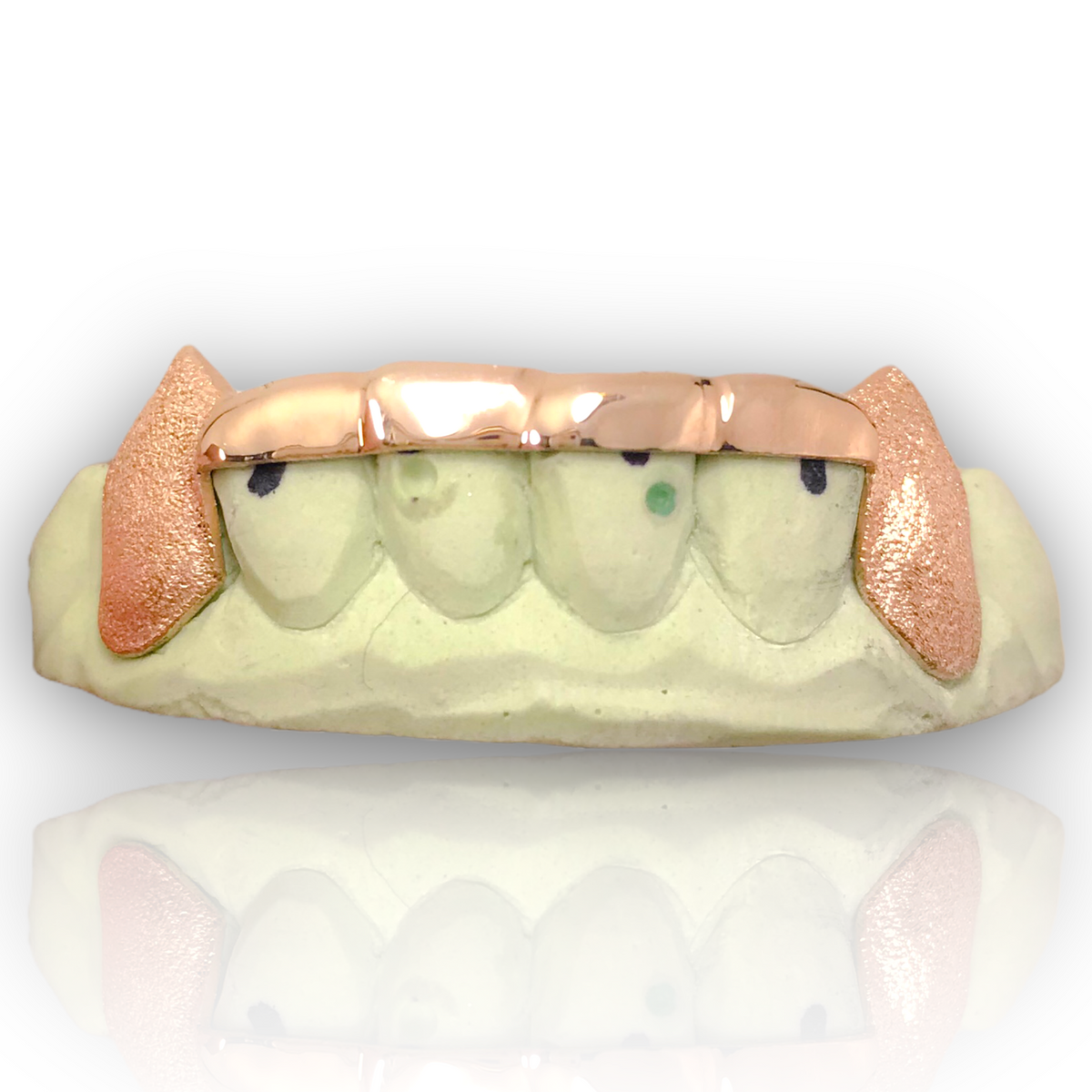 Custom 6 Bottom Bar w/ Diamond Dust Fangs – Houston Texas Grillz